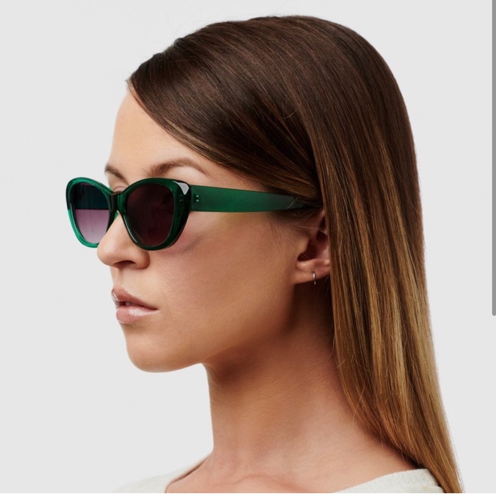 Reality Sloane Ranger Green Sunglasses